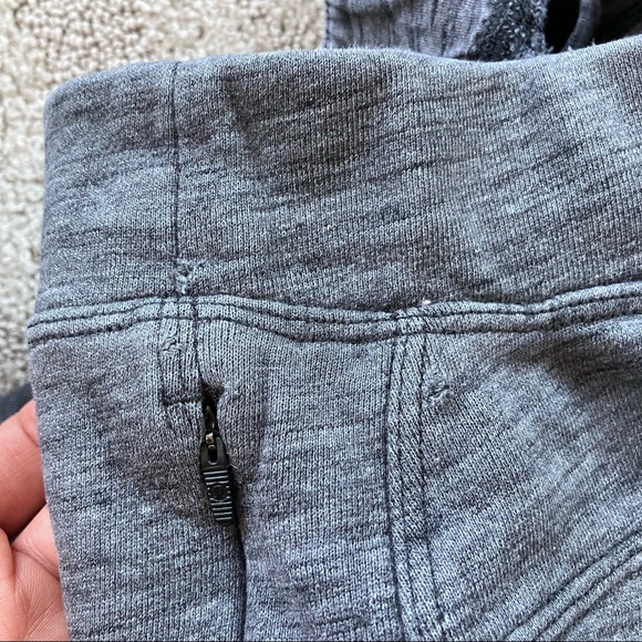 Lululemon Free to Roam Jogger - Picture 7 of 7